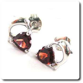 BOUCLES D'OREILLE GRENAT