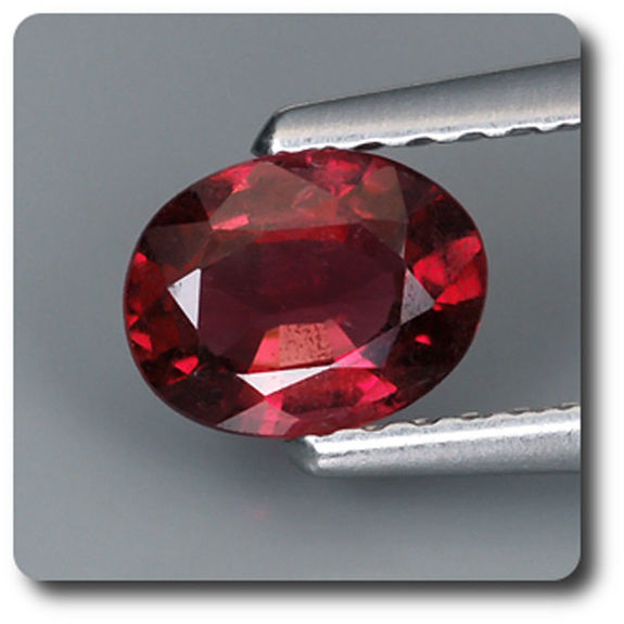 0.63CT.  RED  SPINEL . VS2