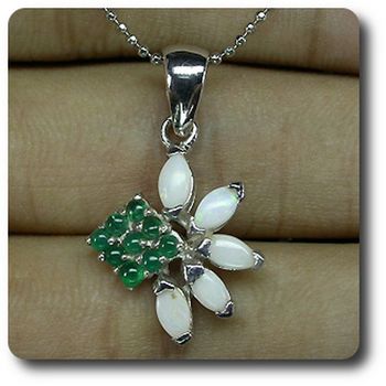 PENDENTIF EMERAUDE & OPALE