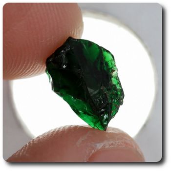 2.45 carats CRISTAL DE TOURMALINE CHROME