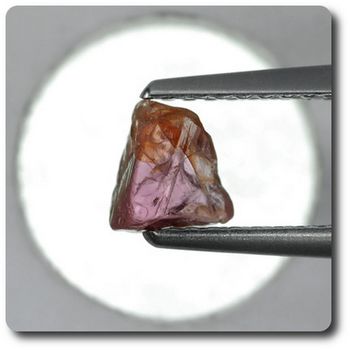 0.78 carats CRISTAL DE SAPHIR