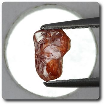 0.85 carats CRISTAL DE SAPHIR