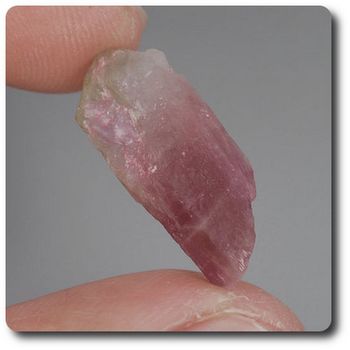 7.59 carats CRISTAL DE TOURMALINE