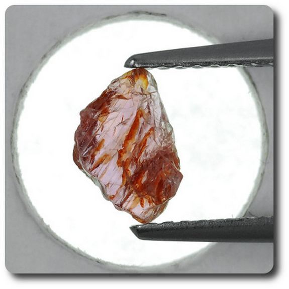 0.89 carats CRISTAL DE SAPHIR