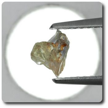 0.77 carats CRISTAL DE SAPHIR