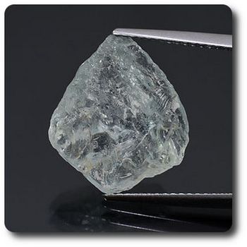 6.84 carats CRISTAL D'AIGUE-MARINE
