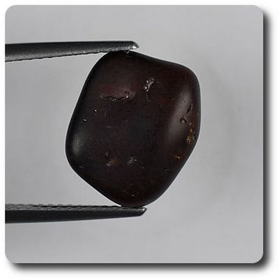 9.46 cts ALMANDITE GARNET