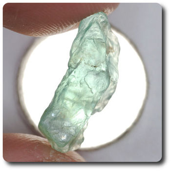 8.61 carats CRISTAL D'APATITE