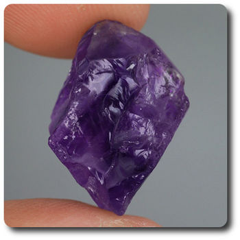 13.26  carats CRISTAL D' AMETHYSTE