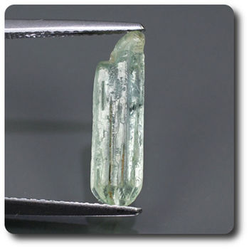 2.29 carats CRISTAL D'AIGUE-MARINE