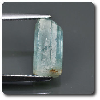 2.33 carats CRISTAL D'AIGUE-MARINE