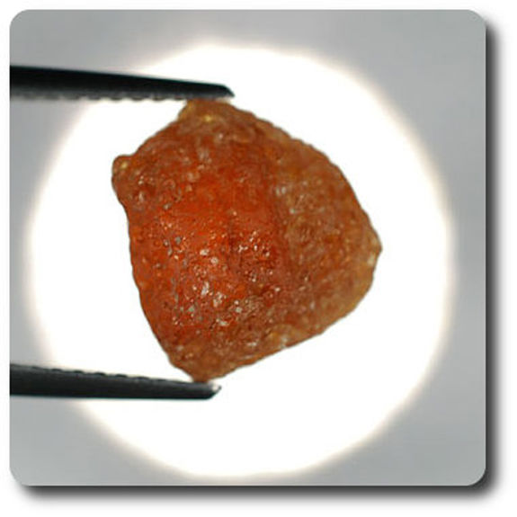 9.03 carats GRENAT HESSONITE