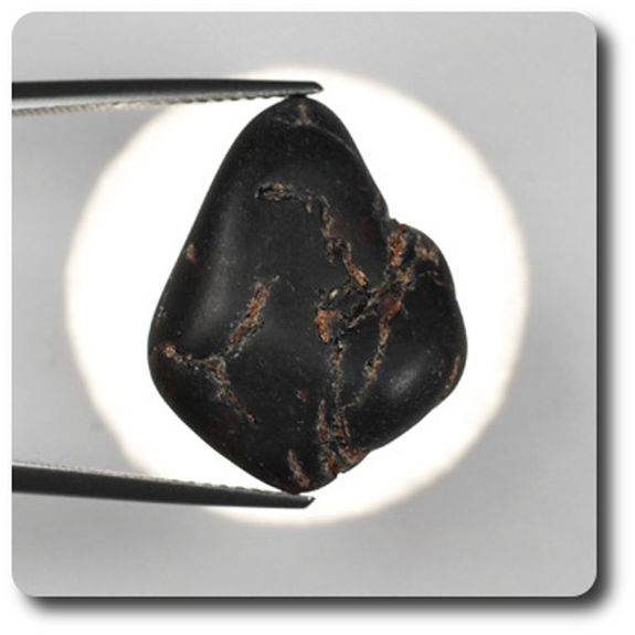 37.53 carats GRENAT ALMANDIN