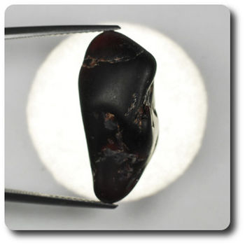 28.91 carats GRENAT ALMANDIN