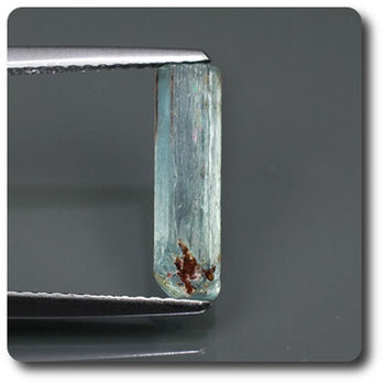 1.56 carats CRISTAL D'AIGUE-MARINE