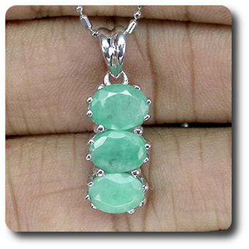 PENDENTIF EMERAUDE