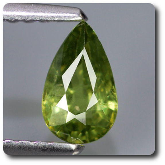 0.61 cts GRENAT DEMANTOIDE . SI2