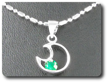 4 mm Green Emerald Pendant