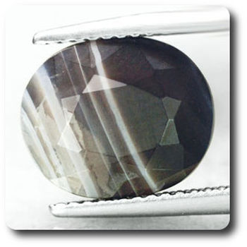 4.71 CT.  SARDONYX