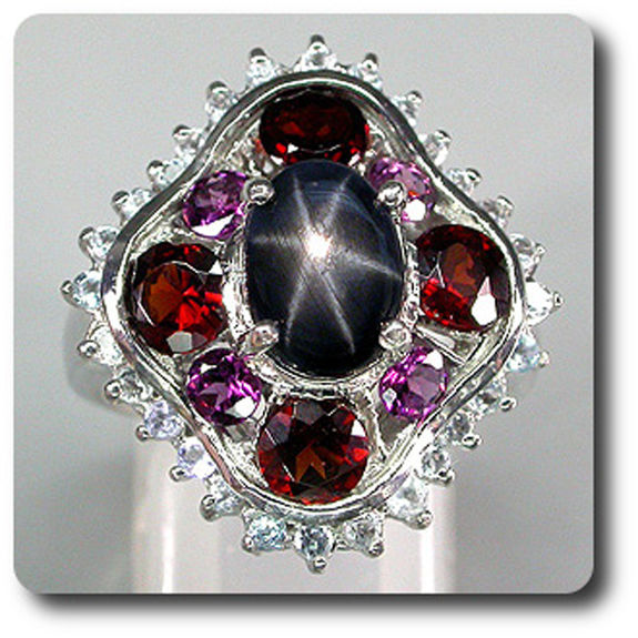 Bague Sahodra en Argent & Or et Saphir étoilé de 5,4 carats | Boutique Saphir Etoilé, bijoux et pépite d'or - TaMarin Bague Sahodra en Argent & Or et Saphir étoilé de 5,4 carats | Boutique Saphir Etoilé, bijoux et pépite d'or - TaMarin