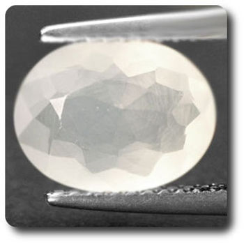 1.81 cts OPALE DE FEU. VVS2