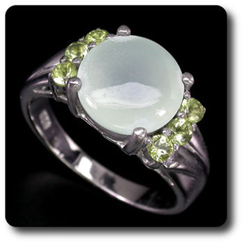 CHALCEDONY & PERIDOT RING