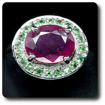 RUBY & TSAVORITE GARNET RING
