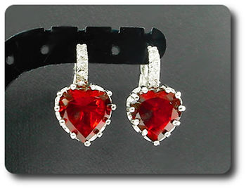 BOUCLES D'OREILLE  RUBIS