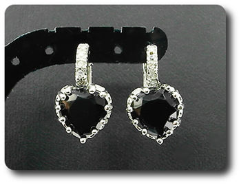 BOUCLES D'OREILLE SAPHIR NOIR