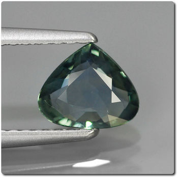 0.78 cts SAPHIR BLEU VERT . VS2. Non Chauffé.