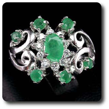 EMERALD RING