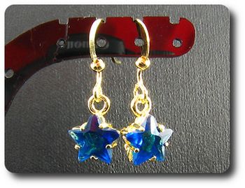 BOUCLES D'OREILLE SAPHIR BLEU