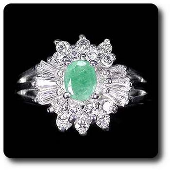 EMERALD RING