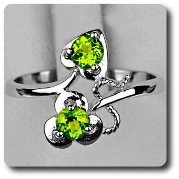 BAGUE PERIDOT
