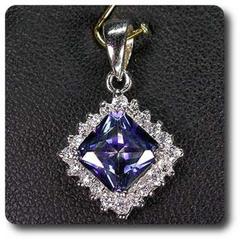 RAINBOW QUARTZ  PENDANT