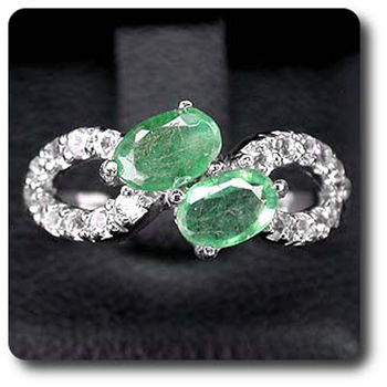 EMERALD & WHITE TOPAZ RING