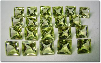 2.28 CT. NATURAL YELLOW QUARTZ . VVS1 ( 1 piece)