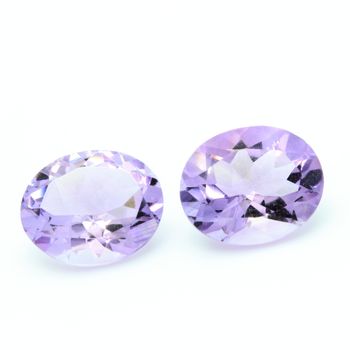6.01 cts LOT DE 2 AMETHYSTE . VVS1