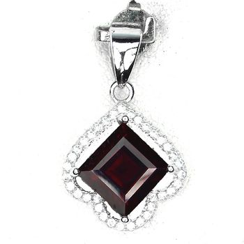 Garnet PENDANT