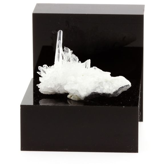 Quartz " cristal de roche ". 49.92 ct.