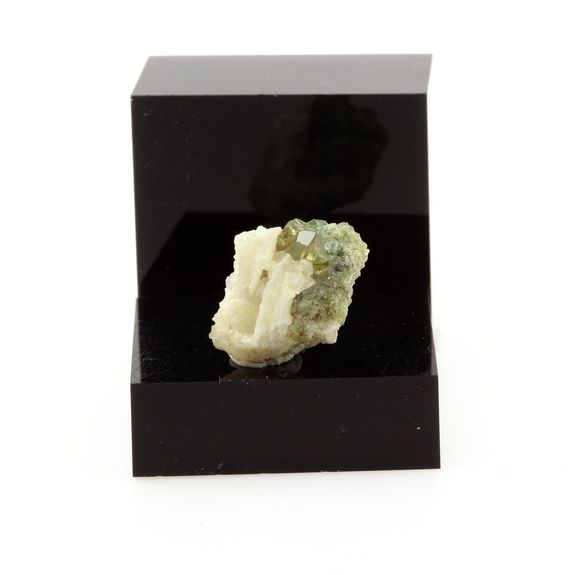 Grenat démantoïde. 12.96 ct.