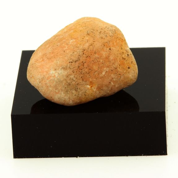 Manganoan Calcite. 31.1 ct.