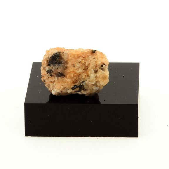 Calcite + Phlogopite. 21.9 ct.