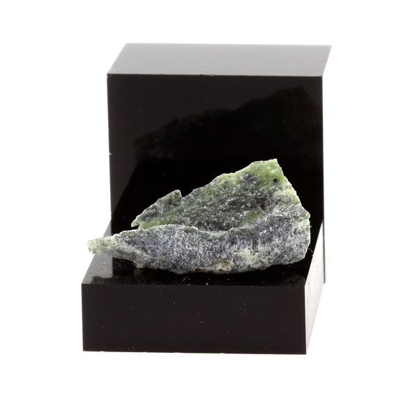 Carlosturanite. 11.7 ct.