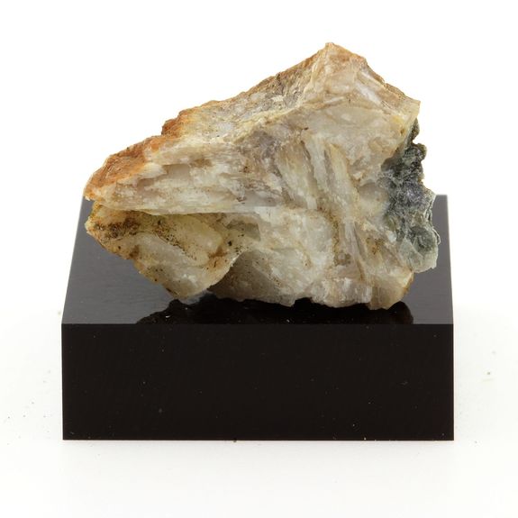 Hydrocerussite. 45.1 ct.