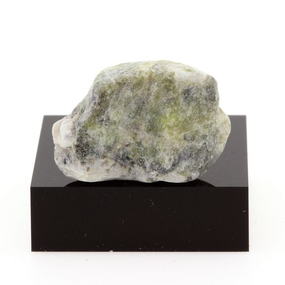 Mosandrite. 30.6 ct.