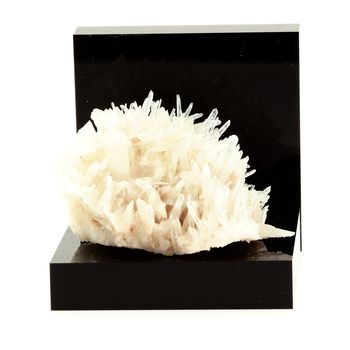 Quartz " cristal de roche ". 165.6 ct.