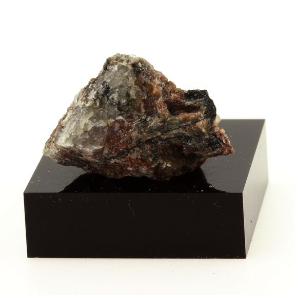 Norbergite. 32.3 ct.