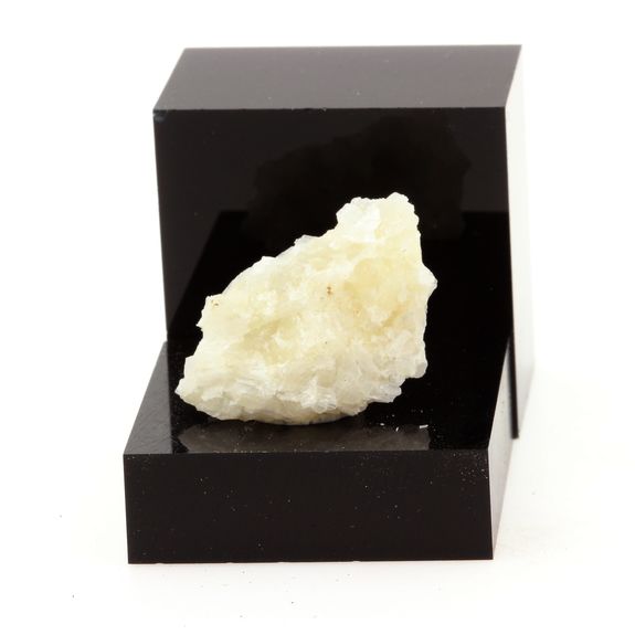 Chondrodite. 11.2 ct.