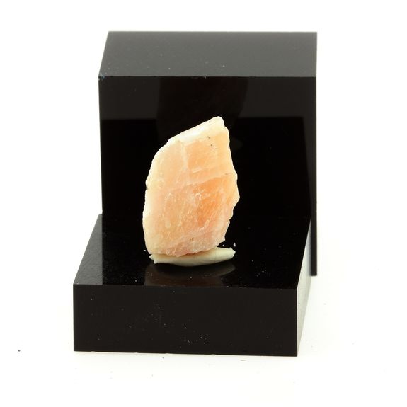 Baryte. 12.1 ct.